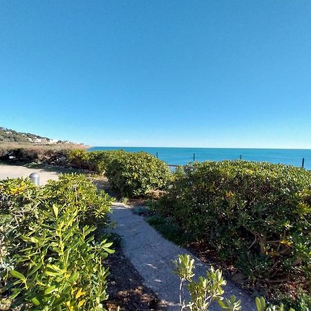 40 M², 1Ere Ligne Mer, Dernier Etage Avec Ascenseur Sete Bagian luar foto